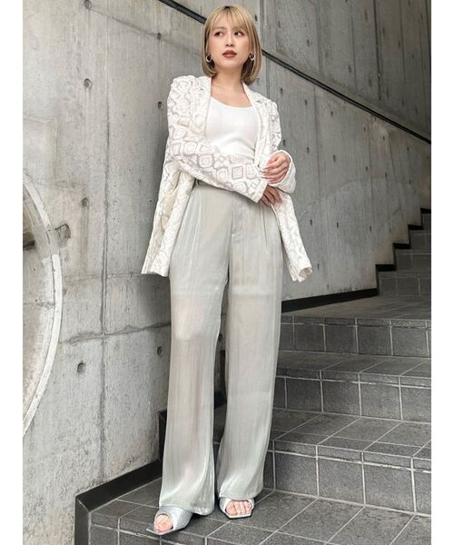 MURUA（ムルーア）の「メタリックパフミュール（パンプス・レディース・ブラック/シルバー・24.5/23.5）」の10枚目の写真