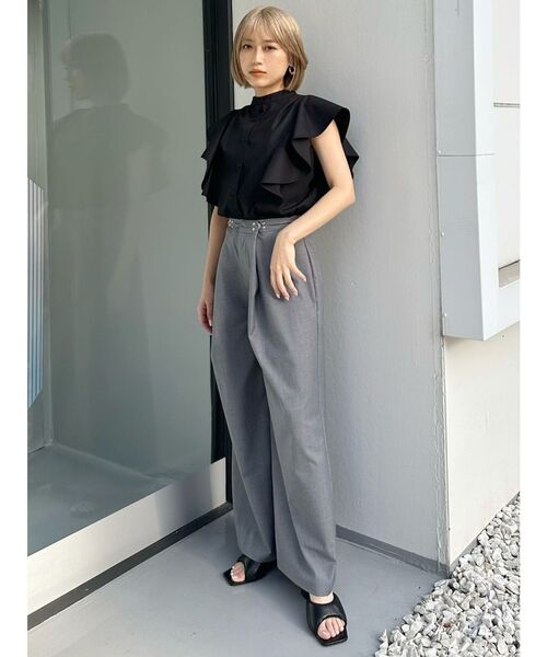 MURUA（ムルーア）の「メタリックパフミュール（パンプス・レディース・ブラック/シルバー・24.5/23.5）」の14枚目の写真