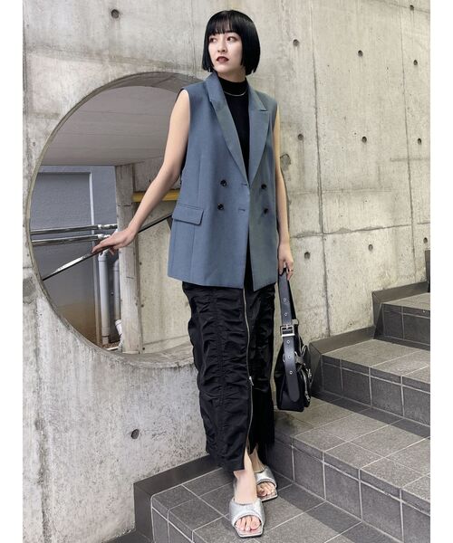 MURUA（ムルーア）の「メタリックパフミュール（パンプス・レディース・ブラック/シルバー・24.5/23.5）」の17枚目の写真