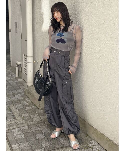 MURUA（ムルーア）の「メタリックパフミュール（パンプス・レディース・ブラック/シルバー・24.5/23.5）」の20枚目の写真