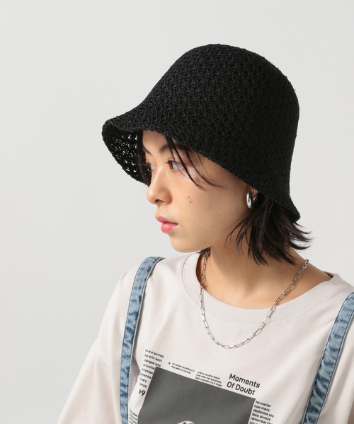 BAYFLOW（ベイフロー）の「透かし編みサーモハット（ハット・レディース・オフホワイト/ブラック・FREE）」の2枚目の写真