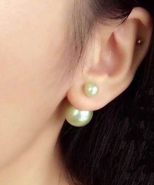 LUGG NAGG（ラグナグ）の「【LUGG NAGG/ラグナグ】キャンディーポップカラー ダブルキャッチピアス（ピアス（両耳用）・レディース・ライトグリーン/ホワイト/グリーン/ブルー/ゴールド/ブラック/レッド/ピンクベージュ・FREE）」の5枚目の写真