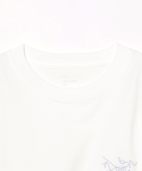 ARC'TERYX(アークテリクス)の「ARC'TERYX / リトルバード クルー ショートスリーブ ウィメンズ(Tシャツ/カットソー・レディース・ブラック/ホワイト・SMALL/MEDIUM)」の4枚目の写真