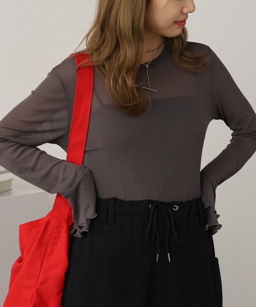 ROOPTOKYO(ループトウキョウ)の「Flare Sleeve Mellow Sheer Innerwear / フレアスリーブメローデザイン シアートップス(Tシャツ/カットソー・レディース・ブラウン/ホワイト/ブラック/グレー・FREE)」の21枚目の写真