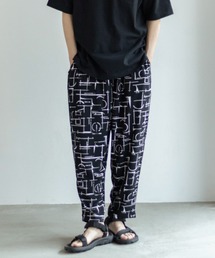 NAVY（ネイビー）の「柔らかくて着心地のよい冷感レーヨンアンクルパンツ（その他パンツ）」