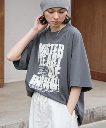 BARK MANHATTAN（バークマンハッタン）の「【BARK MANHATTAN】ヴィンテージライクデザイン オーバーサイズラグラン半袖Tシャツ（Tシャツ/カットソー）」
