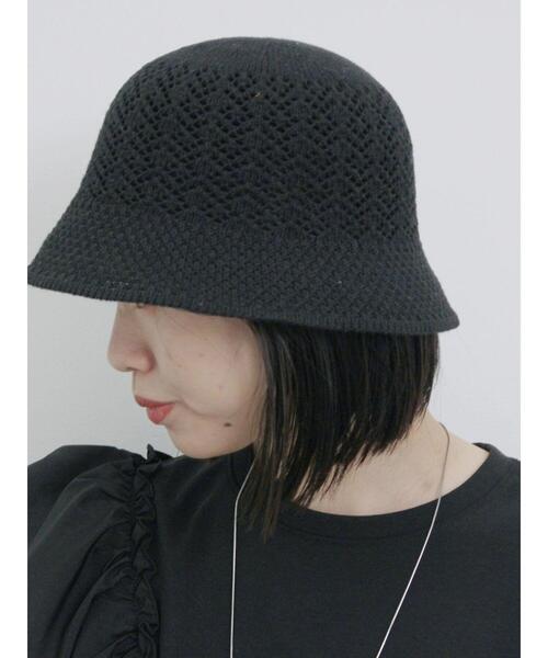 Samansa Mos2 blue（サマンサモスモスブルー）の「透かし柄ニットバケットハット（ハット・レディース・ブラック/グレー/キナリ・F）」の4枚目の写真