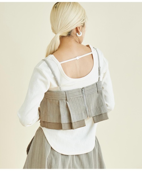 Settimissimo（セッティミッシモ）の「ヘリンボーン ストライプ レイヤード キャミソール（キャミソール・レディース・グレー/ベージュ・FREE）」の13枚目の写真