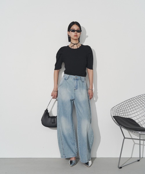 Solace(ソレイス)の「ボリュームショルダートップス(Tシャツ/カットソー・レディース・ブラック/ホワイト/チャコールグレー・FREE)」の12枚目の写真