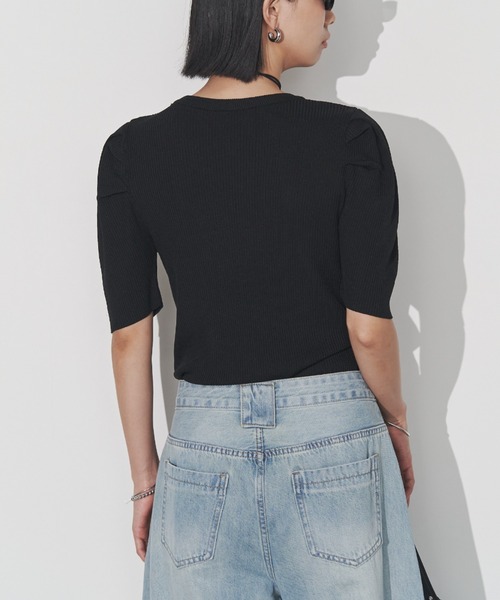 Solace(ソレイス)の「ボリュームショルダートップス(Tシャツ/カットソー・レディース・ブラック/ホワイト/チャコールグレー・FREE)」の15枚目の写真