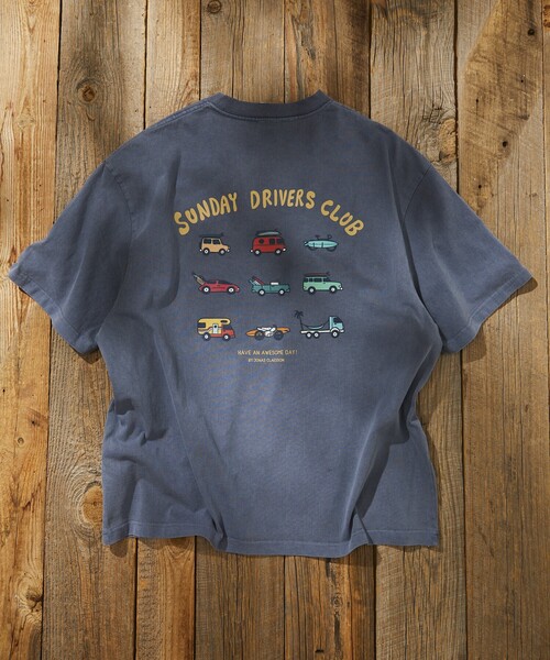 Jonas Claesson（ジョナスクレアッソン）の「JONAS CLAESSON/ジョナス クレアッソン In Side Out Sunday Drivers Club Tee/インサイドアウト サンデー ドライバーズクラブ Tシャツ/リバーシブル（Tシャツ/カットソー・メンズ・チャコールグレー/オフホワイト/ピンク/ネイビー・MEDIUM/LARGE）」の12枚目の写真