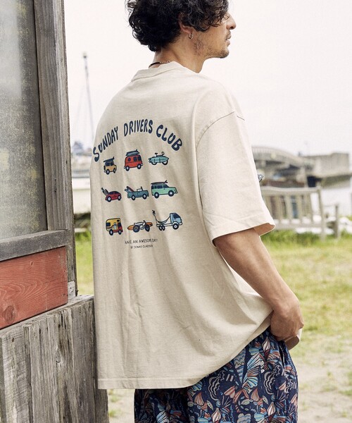 Jonas Claesson（ジョナスクレアッソン）の「JONAS CLAESSON/ジョナス クレアッソン In Side Out Sunday Drivers Club Tee/インサイドアウト サンデー ドライバーズクラブ Tシャツ/リバーシブル（Tシャツ/カットソー・メンズ・チャコールグレー/オフホワイト/ピンク/ネイビー・MEDIUM/LARGE）」の6枚目の写真