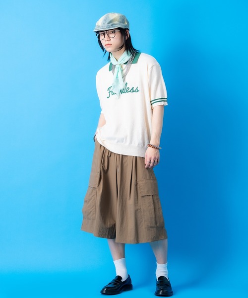 a.p.o.v.(エーピーオービー)の「a.p.o.v. フロントロゴ&アシンメトリー2ラインツートーンパイルニットポロシャツ(ポロシャツ・メンズ・アイボリー系2/アイボリー系1/グリーン/ネイビー・ONESIZE)」の6枚目の写真