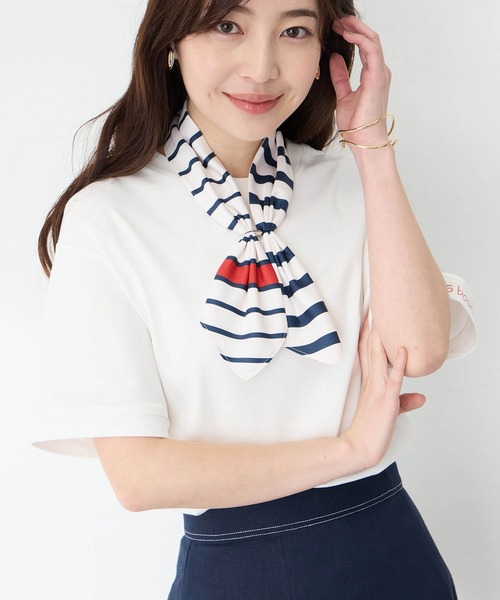 Petit Honfleur(プチオンフルール)の「【接触冷感】ワンタッチスカーフ(ストール/ショール・レディース・レッド/アイボリー/ブルー/ホワイト/ネイビー/ベージュ・フリー)」の17枚目の写真