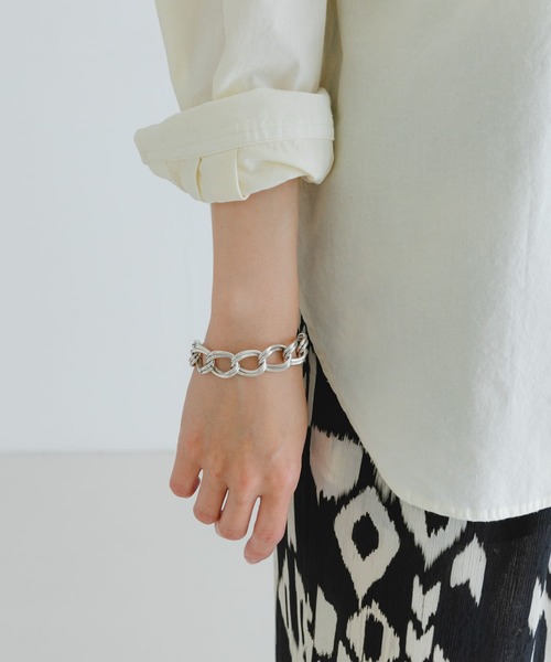 PHILIPPE AUDIBERT（フィリップ オーディベール）の「PHILIPPE AUDIBERT　Solly bracelet L（ブレスレット・レディース・シルバー・-）」の3枚目の写真