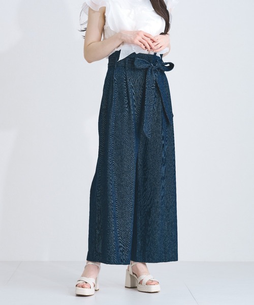 MISCH MASCH（ミッシュマッシュ）の「ワイドレッグパンツ（デニムパンツ・レディース・ネイビー/ブルー・マルチサイズ）」の2枚目の写真