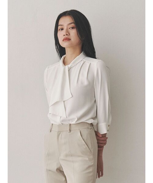 ★TONAL  未使用  アシメ配色Vネック7分袖ブラウス★ TONAL（トーナル）の「アシメ配色Vネック7分袖ブラウス（シャツ