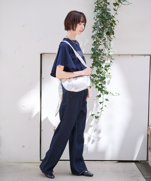 Ampersand(アンパサンド)の「【Ampersand / アンパサンド】Soft croissant bag S/クロワッサンレザーバッグS/ショルダーバッグ【WEB限定】(ショルダーバッグ・レディース・ブラック/シルバー・フリー)」の10枚目の写真