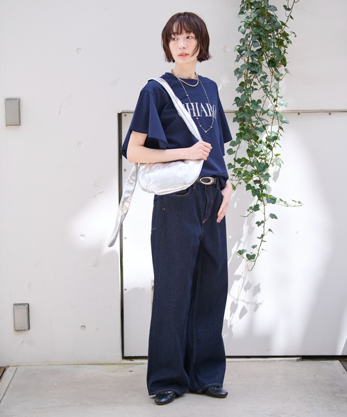 Ampersand(アンパサンド)の「【Ampersand / アンパサンド】Soft croissant bag S/クロワッサンレザーバッグS/ショルダーバッグ【WEB限定】(ショルダーバッグ・レディース・ブラック/シルバー・フリー)」の11枚目の写真