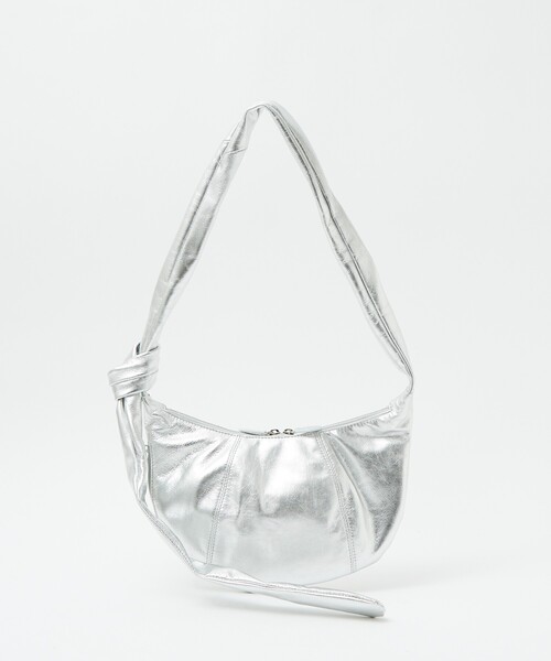 Ampersand(アンパサンド)の「【Ampersand / アンパサンド】Soft croissant bag S/クロワッサンレザーバッグS/ショルダーバッグ【WEB限定】(ショルダーバッグ・レディース・シルバー/ブラック・フリー)」の22枚目の写真