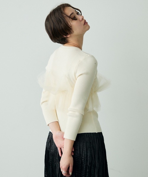 Clum(クルム)の「Lace design layered knit top / レースデザインレイヤードニットトップス(ニット/セーター・レディース・オフホワイト/グレー・FREE)」の10枚目の写真