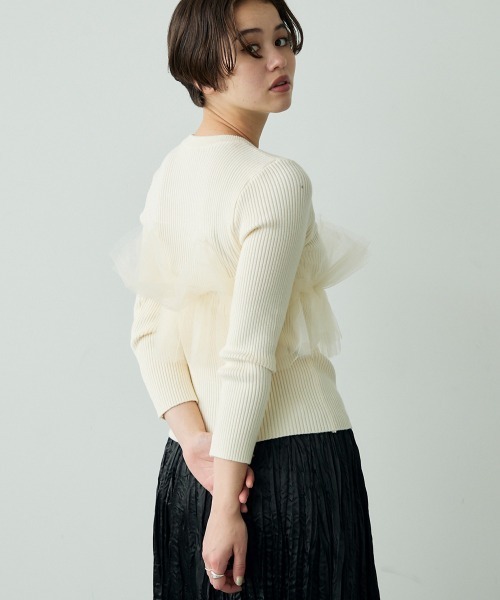 Clum(クルム)の「Lace design layered knit top / レースデザインレイヤードニットトップス(ニット/セーター・レディース・オフホワイト/グレー・FREE)」の11枚目の写真