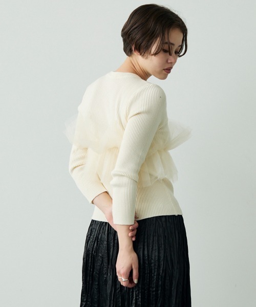 Clum(クルム)の「Lace design layered knit top / レースデザインレイヤードニットトップス(ニット/セーター・レディース・オフホワイト/グレー・FREE)」の3枚目の写真