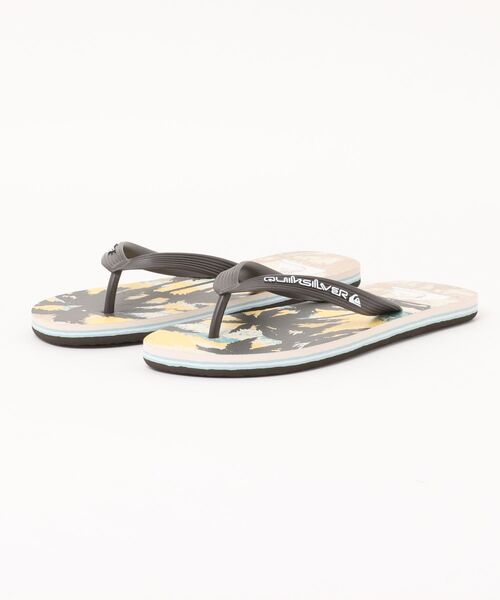 Quiksilver（クイックシルバー）の「QUIKSILVER クイックシルバー MOLOKAI ART 25 メンズビーチサンダル(モロカイアート25)（サンダル・メンズ・ブラック×イエロー/ブラック・26.0cm/27.0cm/28.0cm/25.0cm）」の2枚目の写真