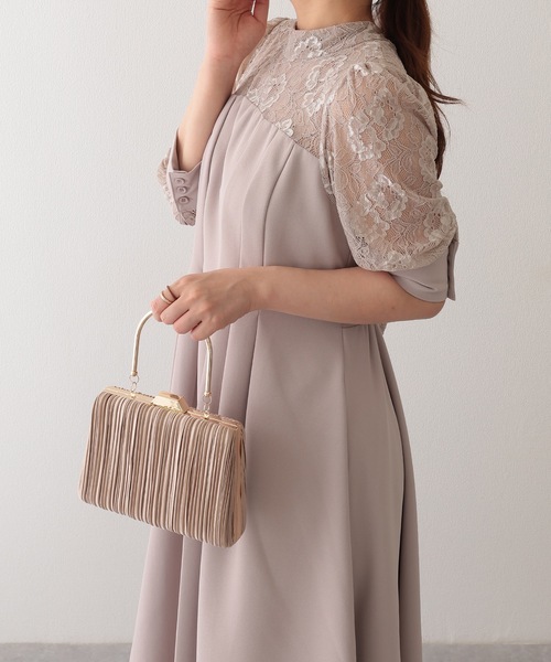 Lace Ladies(レースレディース)の「ソリッドカラー プリーツ スクエア パーティー バッグ(クラッチバッグ・レディース・ライトピンク/ブラック/ベージュ・FREE)」の14枚目の写真