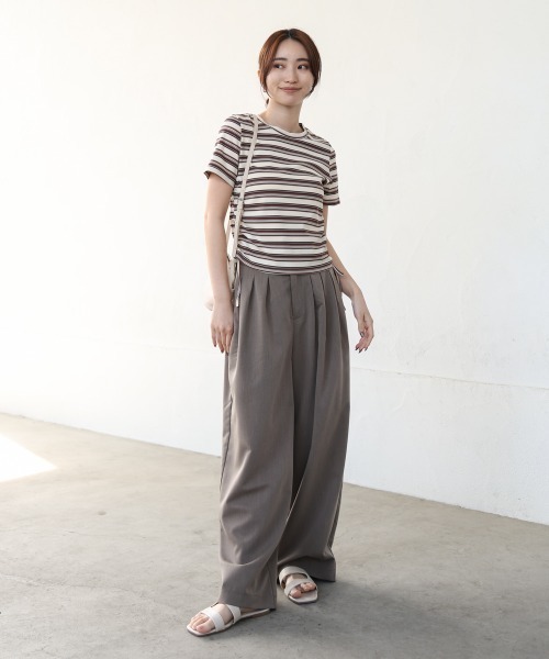 Bab(バブ)の「マルチボーダーサイドシャーリングTシャツ(Tシャツ/カットソー・レディース・ブラウン/ピンク/ブルー/ブラック・M)」の16枚目の写真