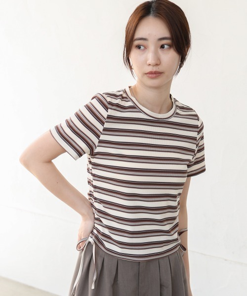 Bab(バブ)の「マルチボーダーサイドシャーリングTシャツ(Tシャツ/カットソー・レディース・ブラウン/ピンク/ブルー/ブラック・M)」の13枚目の写真