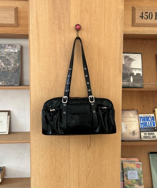 LETee(レティー)の「シャーリングポケットボストンバッグ(ボストンバッグ・レディース・ブラック/ホワイト/ブラウン/ピンク/イエロー・FREE)」の18枚目の写真