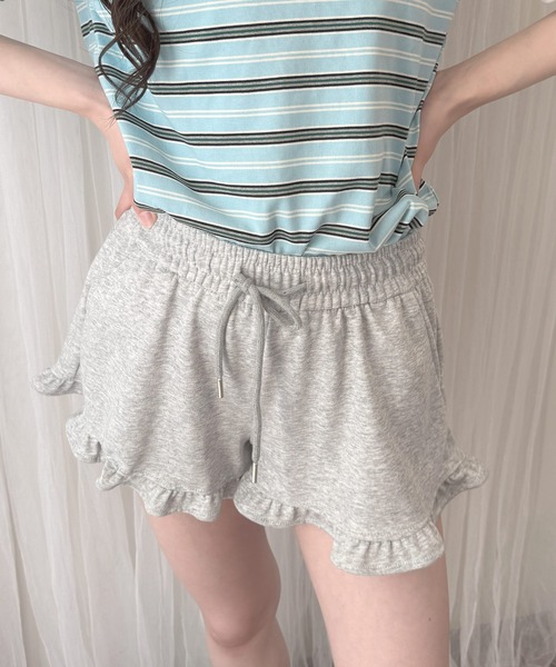 frunco（フランコ）の「フリルスエットショートパンツ（その他パンツ・レディース・ブラック/グレー/ホワイト・MEDIUM）」の8枚目の写真