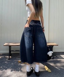 almo（アルモ）の「【LAMPOON】ヒップ刺繍ワイドデニムショートパンツ（デニムパンツ）」