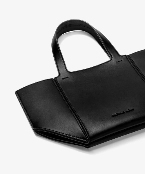 MICHAEL KORS(マイケルコース)の「JORDI レザー トート スモール(トートバッグ・レディース・ブラック・FREE)」の5枚目の写真