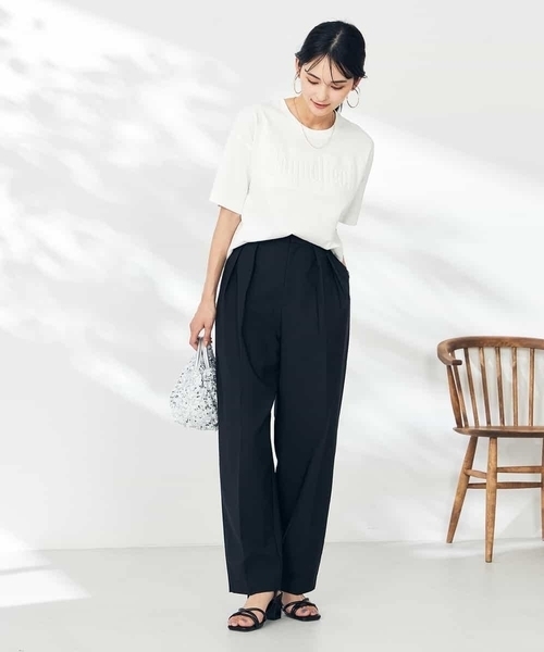 a.v.v（アーヴェヴェ）の「エンボスロゴクロップドTシャツ（Tシャツ/カットソー・レディース・グレー系その他/ホワイト/ブラック・36/40/38）」の18枚目の写真