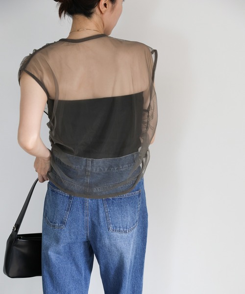 select MOCA（セレクトモカ）の「クロスギャザーシアーベスト（ベスト・レディース・チャコールグレー/ブラウン/オフホワイト・FREE）」の9枚目の写真