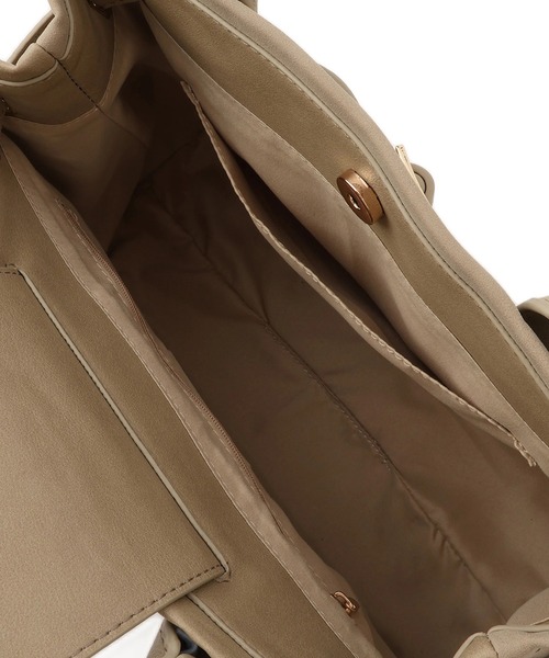 ROPE' PICNIC（ロペピクニック）の「ベルトデザインクラシックトートバッグ（トートバッグ・レディース・ブラック/ベージュ系その他/キャメル・FREE）」の10枚目の写真