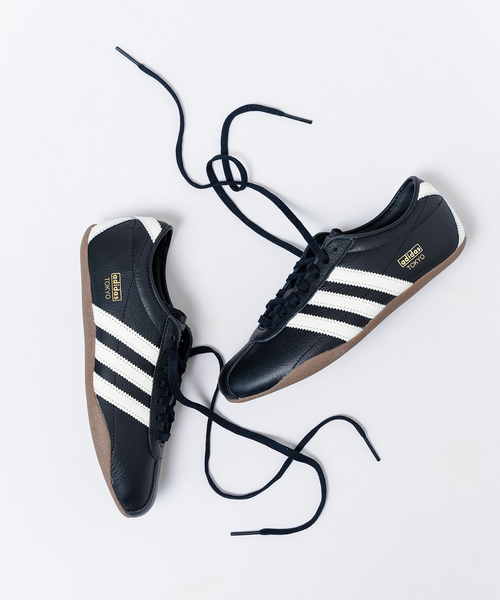 adidas（アディダス）の「adidas/ アディダス TOKYO W（スニーカー・レディース・ブラック/ホワイト・28cm/27cm/26cm/24cm/25cm/23cm）」の2枚目の写真