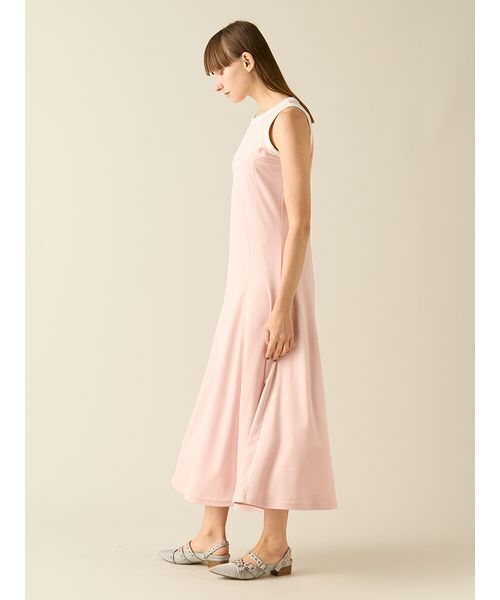 FURFUR(ファーファー)の「リンガーベロアロングワンピース(ワンピース・レディース・ピンク/ライトブルー/ブラック・F)」の10枚目の写真