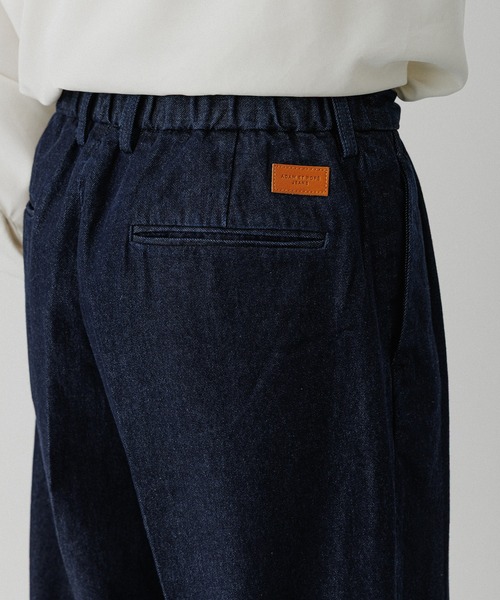 ADAM ET ROPE'（アダムエロペ）の「ワイド イージー デニムパンツ / ADAM ET ROPE' JEANS -GRID-（デニムパンツ・メンズ・ブラック系その他/ネイビー・M/L）」の13枚目の写真