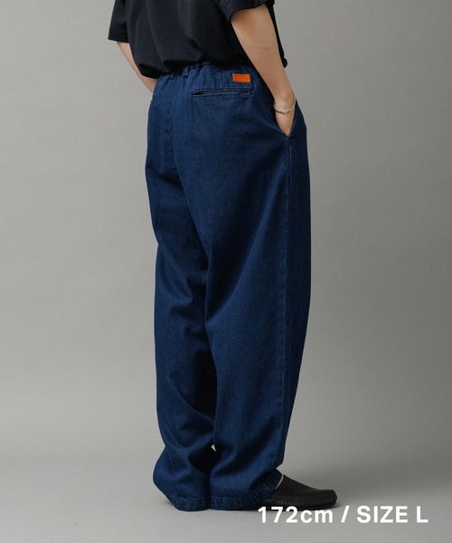 ADAM ET ROPE'（アダムエロペ）の「ワイド イージー デニムパンツ / ADAM ET ROPE' JEANS -GRID-（デニムパンツ・メンズ・ブラック系その他/ネイビー・M/L）」の19枚目の写真