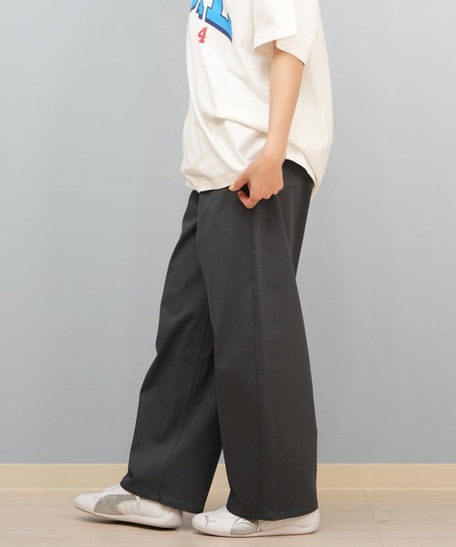 RIKKA FEMME(リッカファーム)の「ワイドエッグチノパンツ(チノパンツ・レディース・チャコールグレー/ネイビー・マルチサイズ)」の6枚目の写真