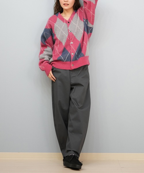 RIKKA FEMME(リッカファーム)の「ワイドエッグチノパンツ(チノパンツ・レディース・チャコールグレー/ネイビー・マルチサイズ)」の15枚目の写真