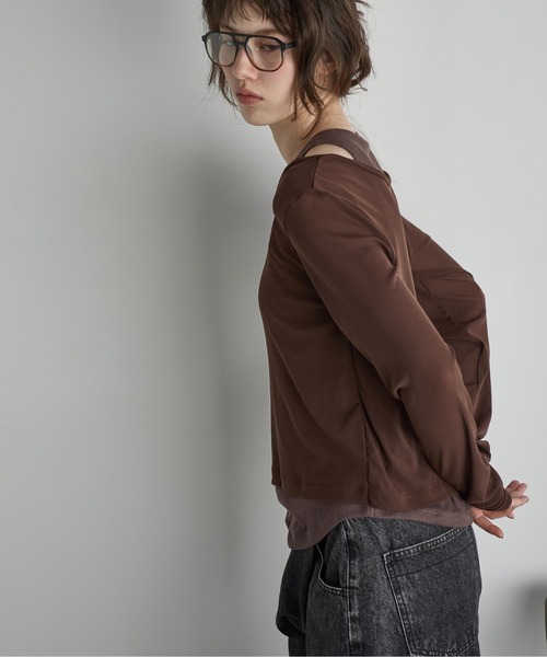 THE YOn（ザヨン）の「タンクレイヤードシアーロングスリーブプルオーバー（Tシャツ/カットソー・レディース・テラコッタ/ブラウン/クリーム/ブラック・FREE）」の16枚目の写真