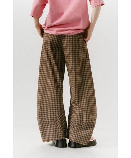Knuth Marf（クヌースマーフ）の「Knuth Marf slit deformed pants(unisex)（その他パンツ・レディース・ブラック/その他/ブラウン・SMALL/X-SMALL/MEDIUM）」の16枚目の写真
