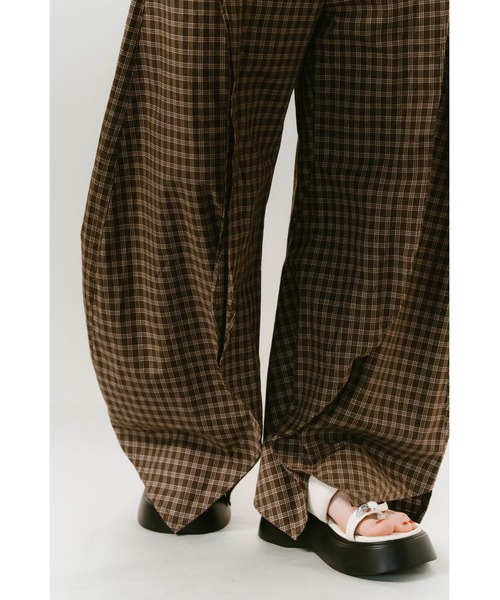 Knuth Marf（クヌースマーフ）の「Knuth Marf slit deformed pants(unisex)（その他パンツ・レディース・ブラック/その他/ブラウン・SMALL/X-SMALL/MEDIUM）」の15枚目の写真