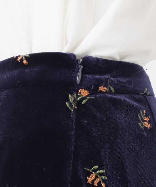 刺繍ベロアフレアパンツ（スラックス）｜OUTDOOR PRODUCTS