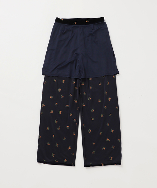 刺繍ベロアフレアパンツ（スラックス）｜OUTDOOR PRODUCTS