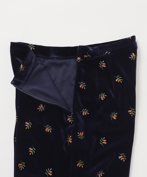 OUTDOOR PRODUCTS 刺繍ベロアフレアパンツ 刺繍ベロアフレアパンツ（スラックス）｜OUTDOOR PRODUCTS